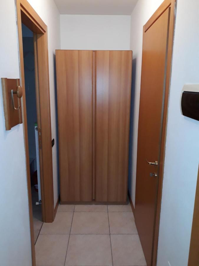 Magic Apartment *
